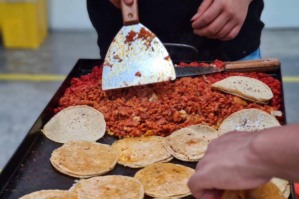 Tacos de pastor y bistec