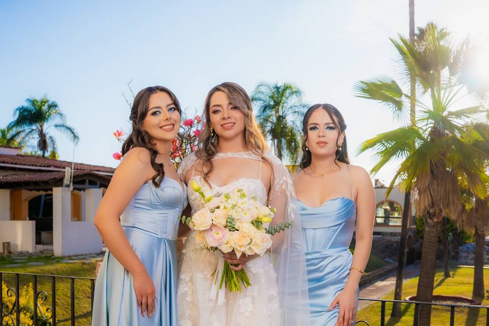 Novia y mas
