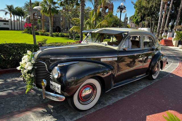 Buick 1940 Super Sedan