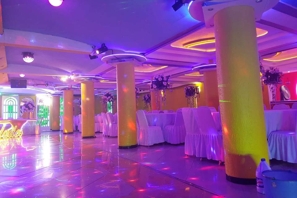 Salón Los Cedros
