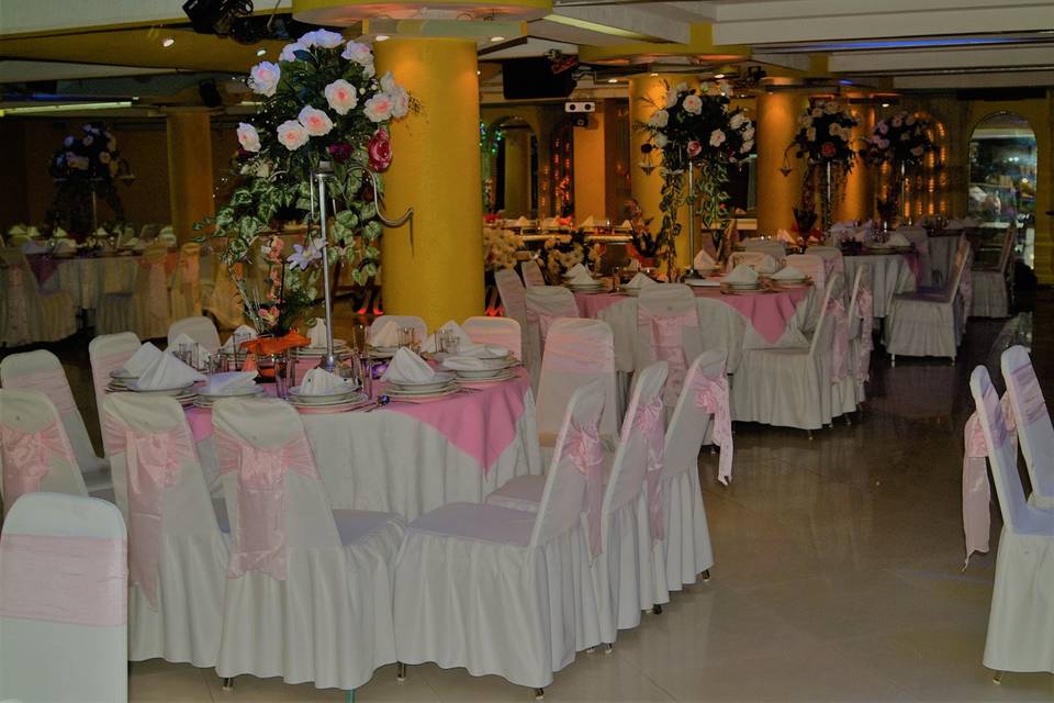 Salón Los Cedros
