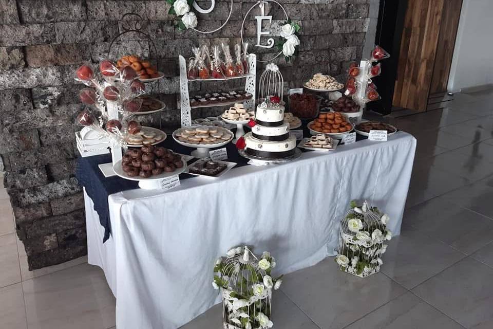 Mesa de postres / bocadillos