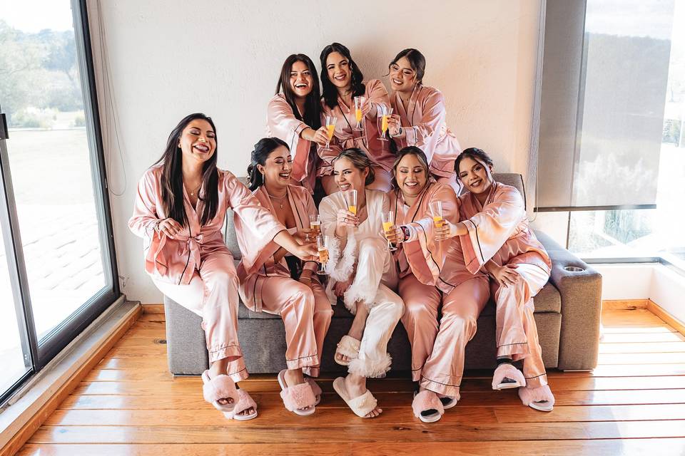 Miranda Barajas Wedding & Event Planner