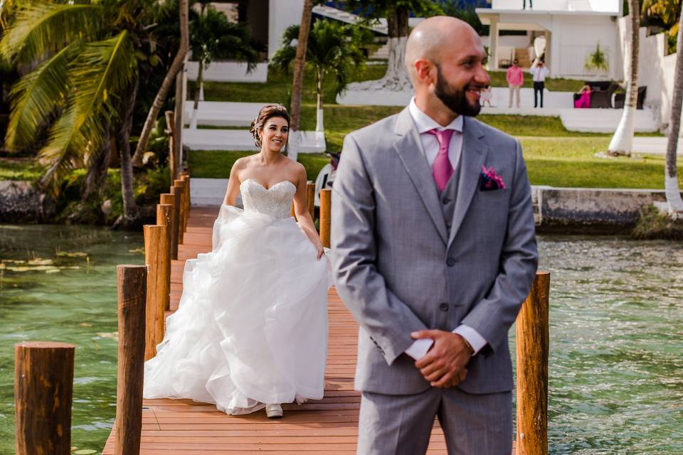 First look wedding
