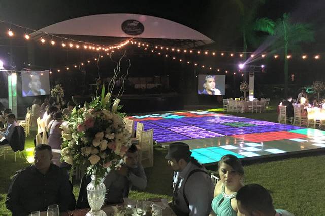 Dj y pista de baile