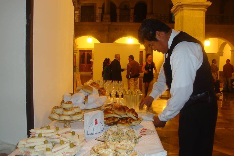 Bocadillos y canapés