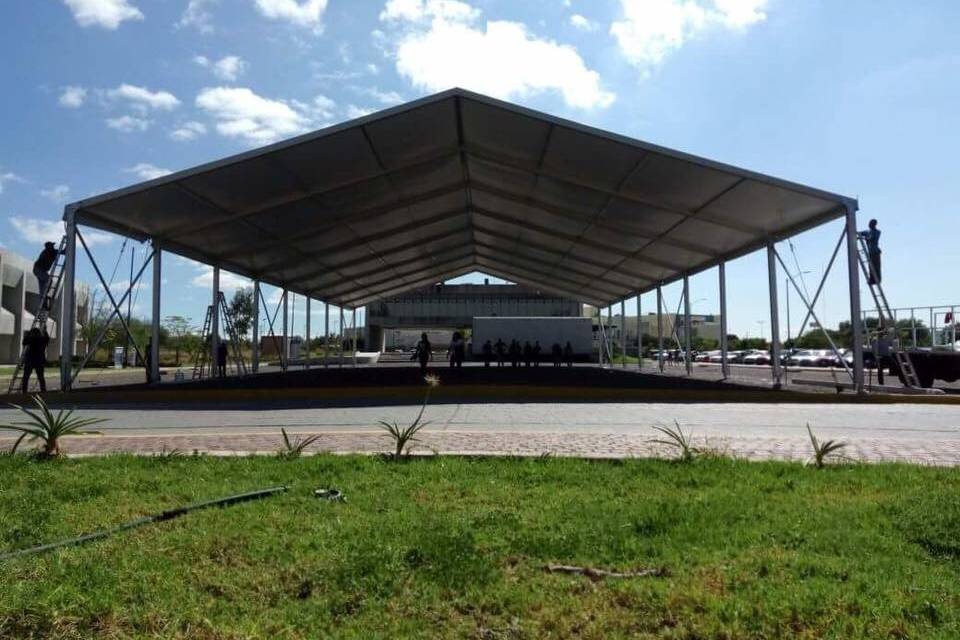 Toldo aleman 20x40 mts