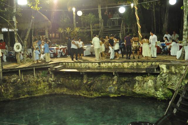 Boda en Cenote