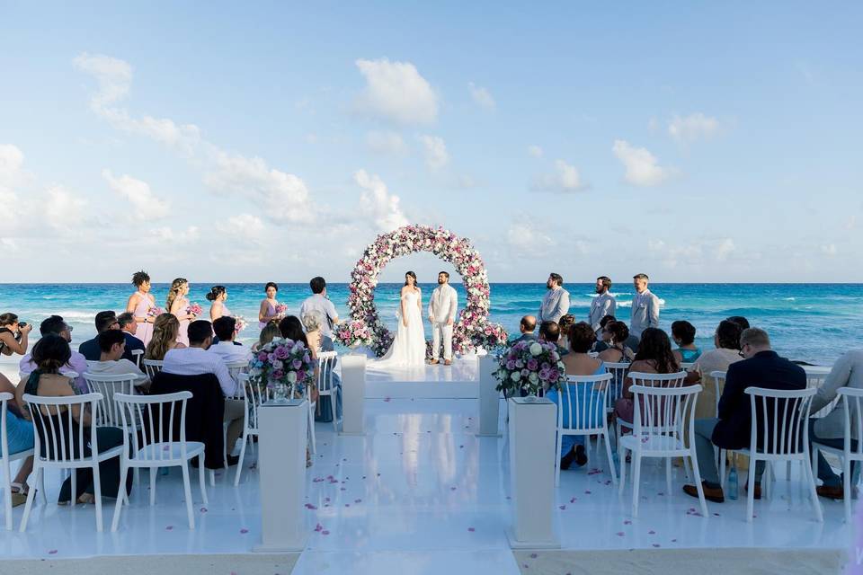Cancún Unique Weddings