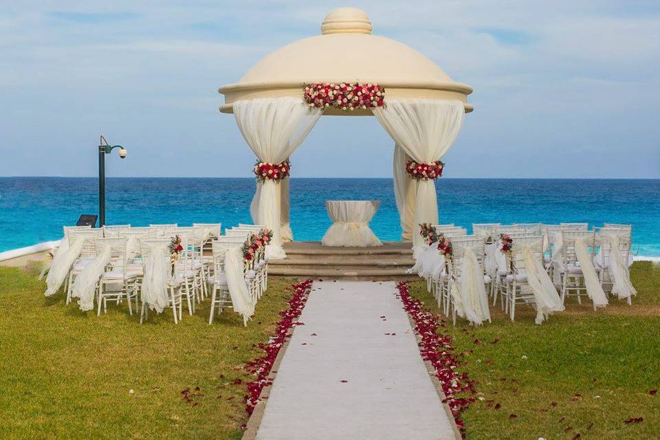 Cancún Unique Weddings