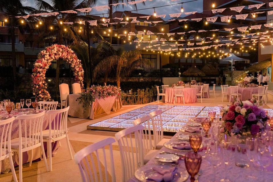 Cancún Unique Weddings