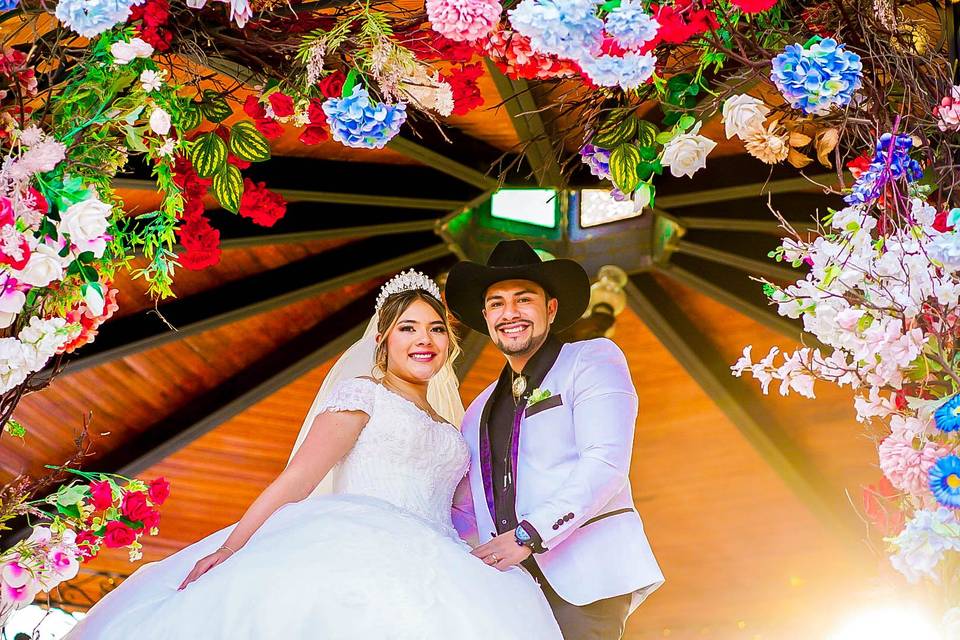 Novios & rancho