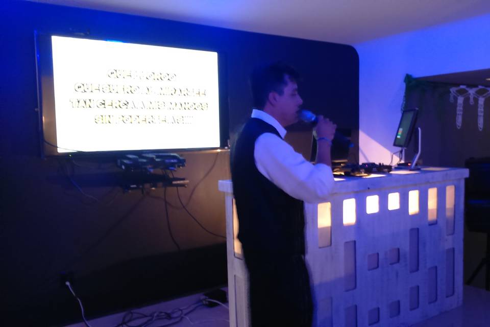 Noche de karaoke