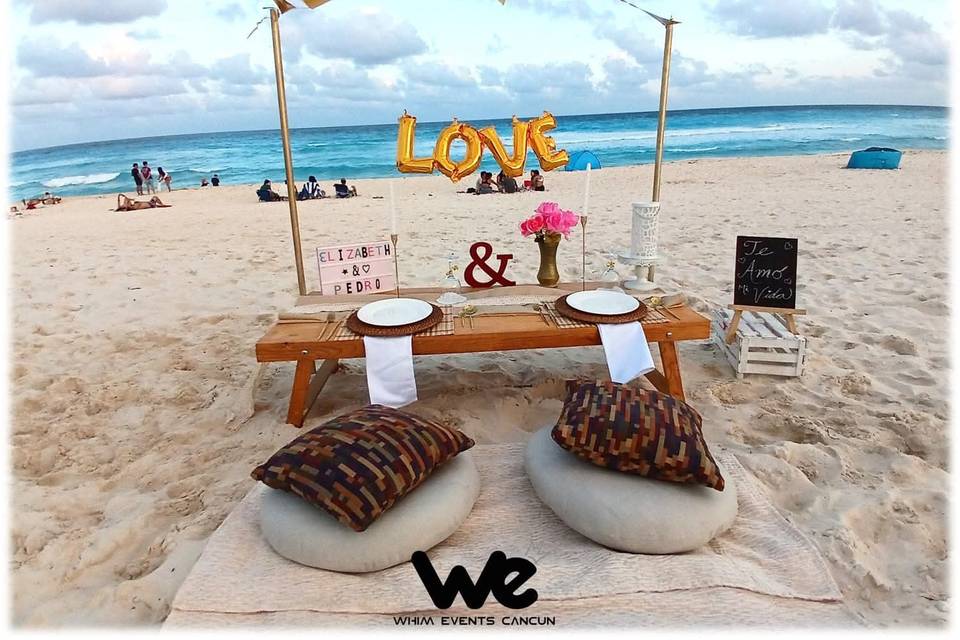 Love picnic