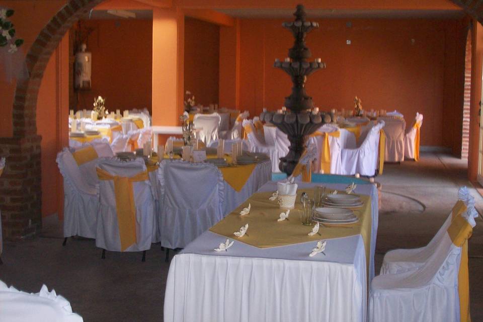 Salón León Dorado