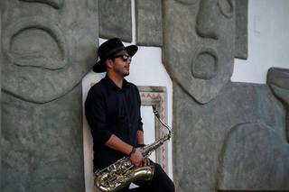 Tato Venegas Saxofonista