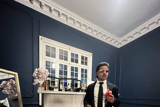 The Cocktails Bar