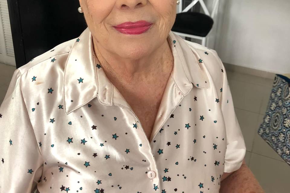 Maquillaje mamá de la novia