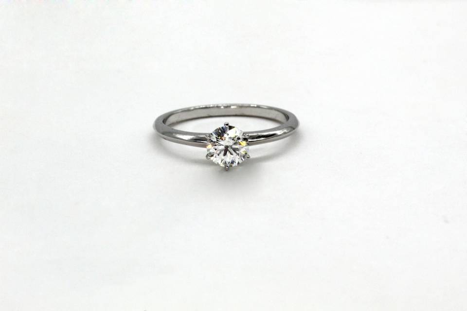An diamante gia. 78 cts / 28 cts