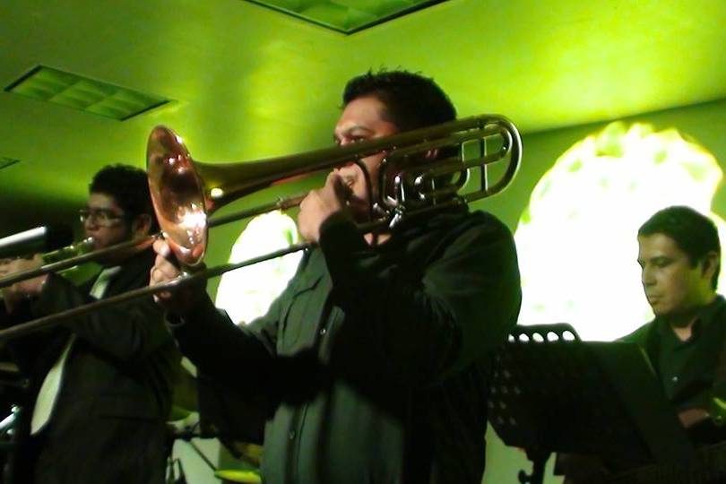 Trombon y trompeta