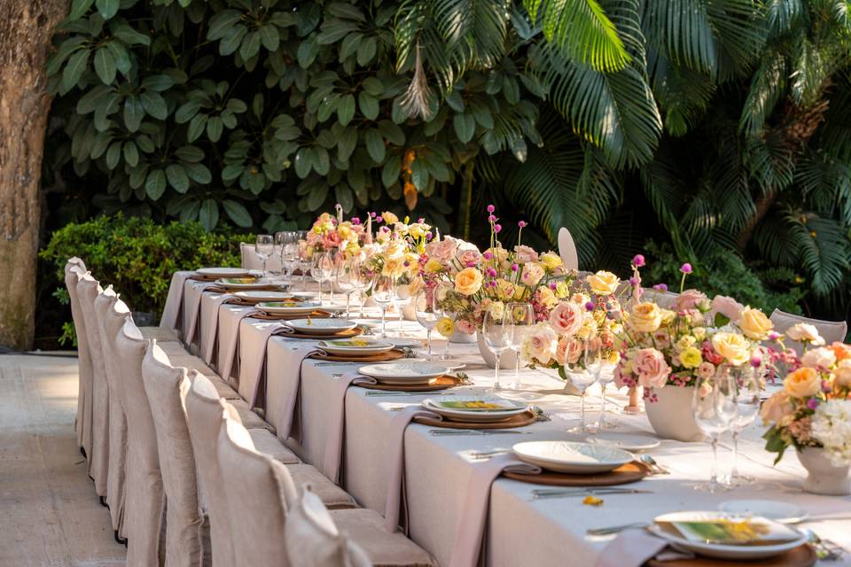 D&G Montaje de bodas en jardín