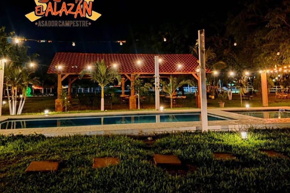 Alazán Asador Campestre