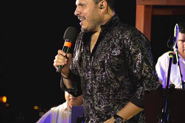 Cantando