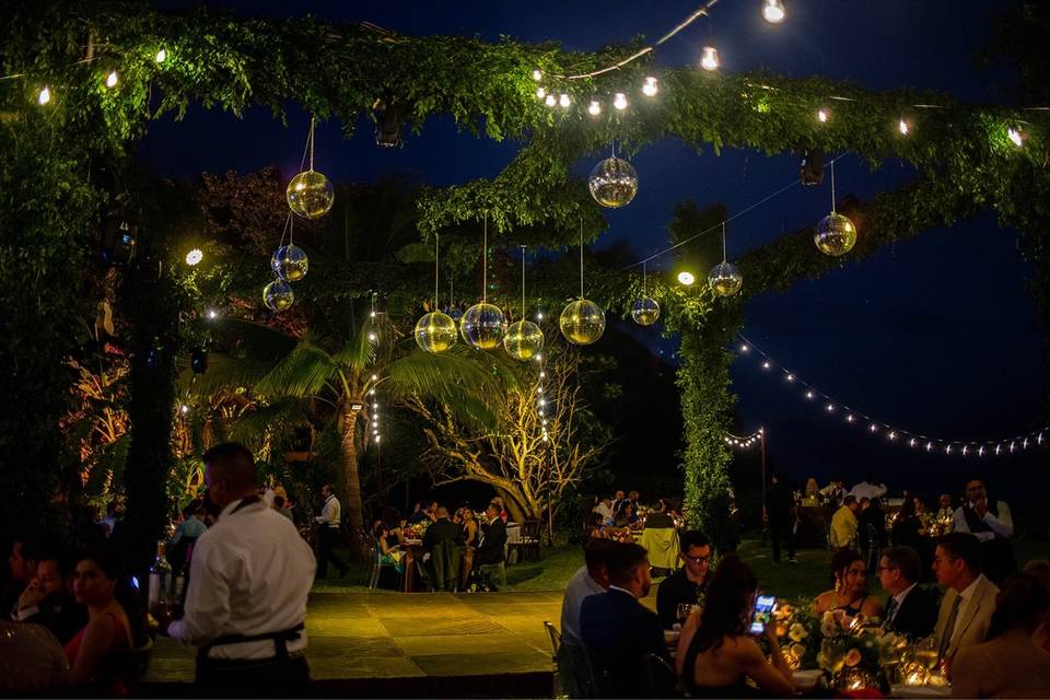 Cena durante la boda