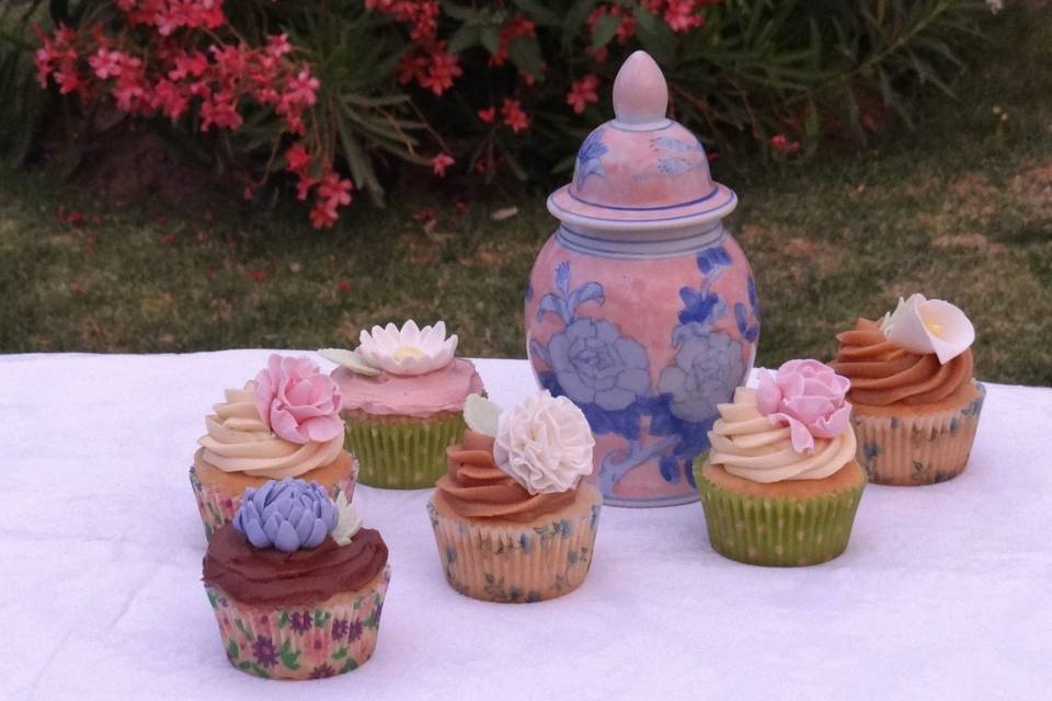 Cup Little Cakes