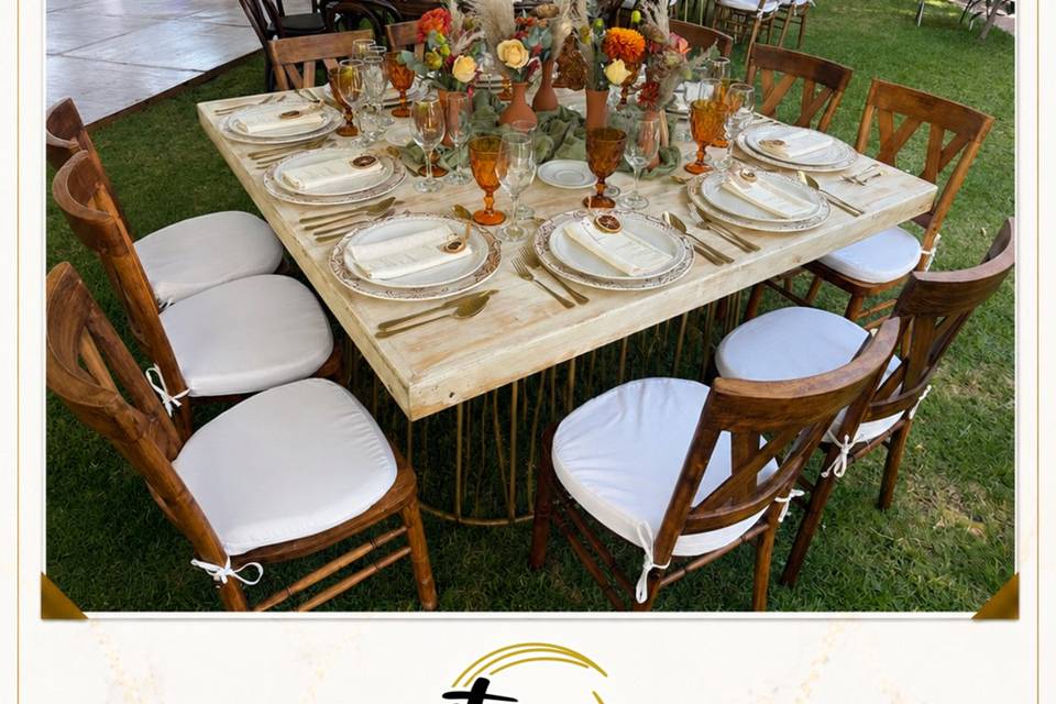 Cuadrada Vintage con Bases