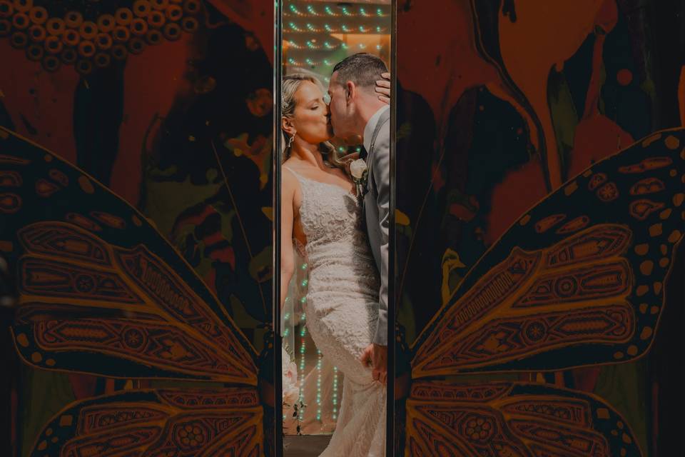 Pareja en elevador