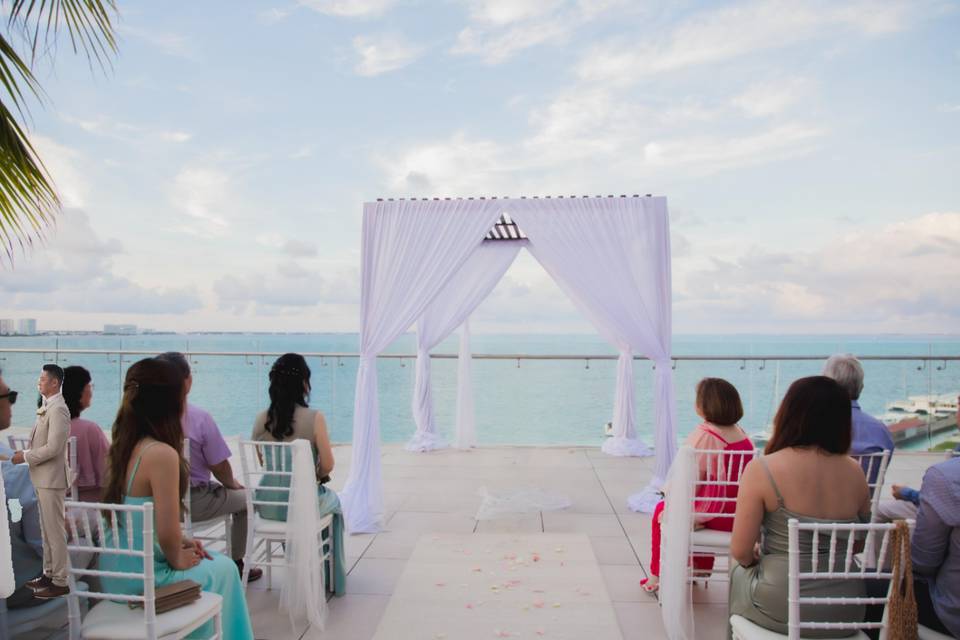 Ceremonia en Amare Rooftop