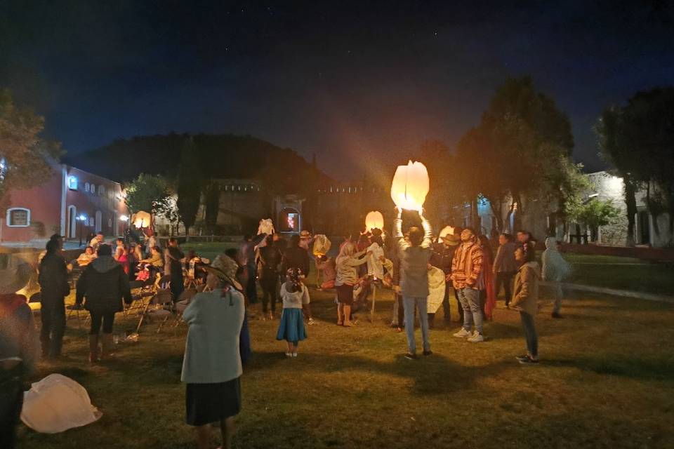 Globos de cantoya en viernes