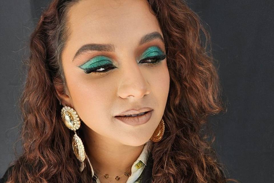 Maquillaje en verde