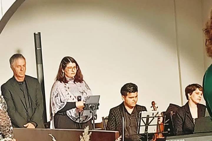 Voces, violín y piano