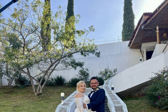 Love Stories Wedding Content Creator
