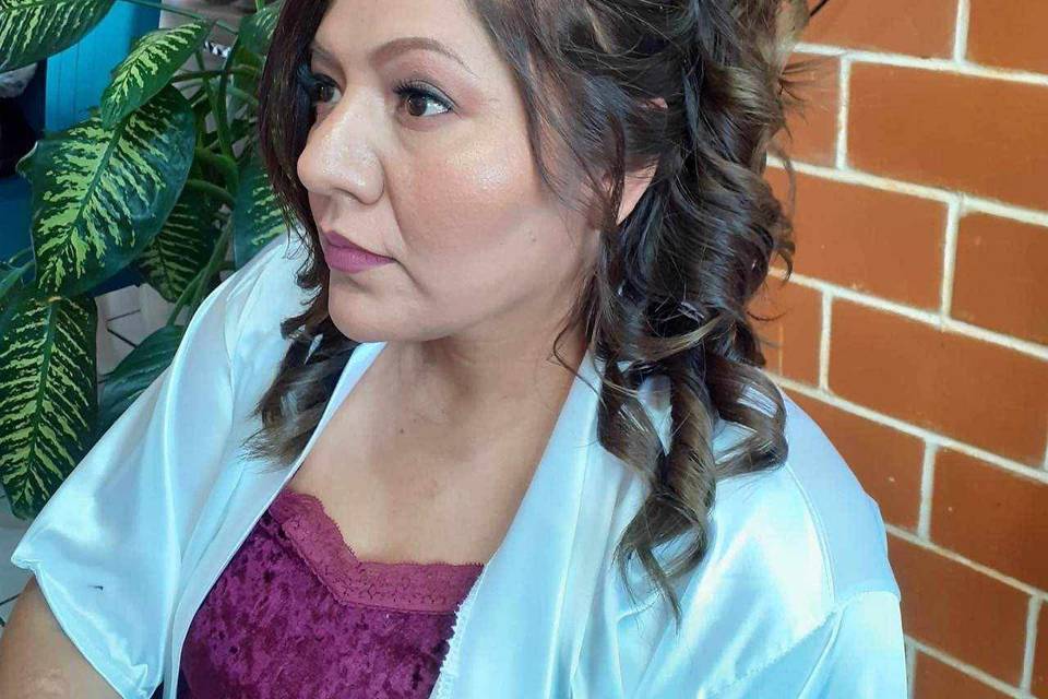 Make up y peinado con glamour para novias