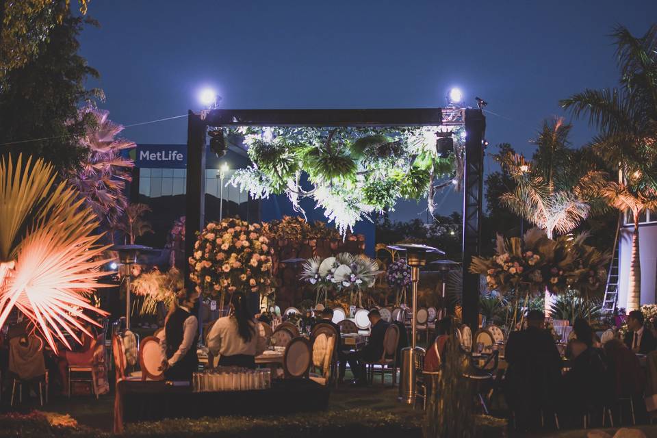 Banquetería y planificación de eventos especiales