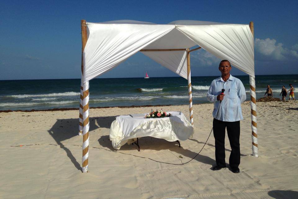 Cancun Wedding Officiant