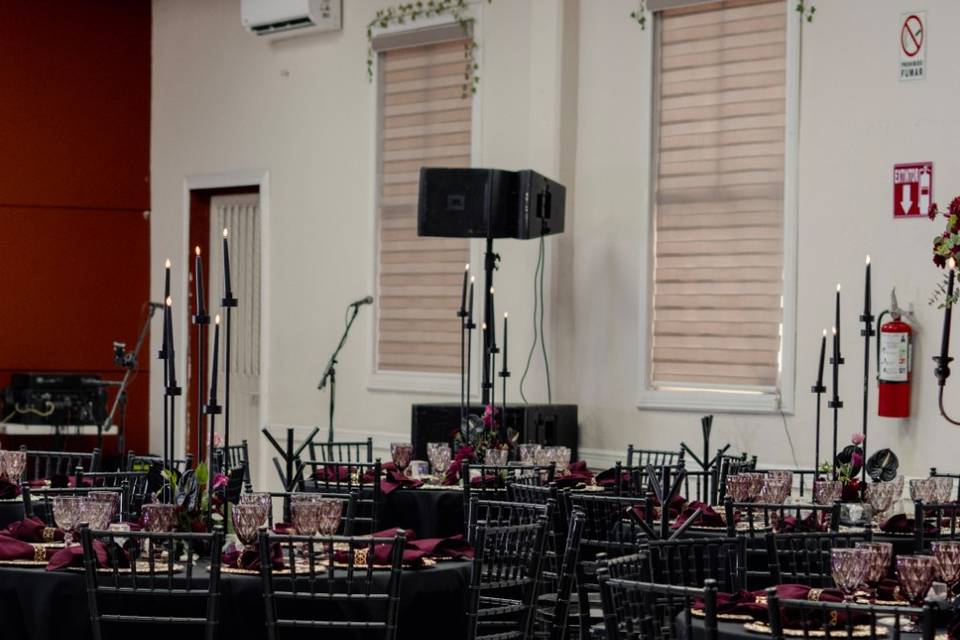 Wedding Planner Zoe Cuevas