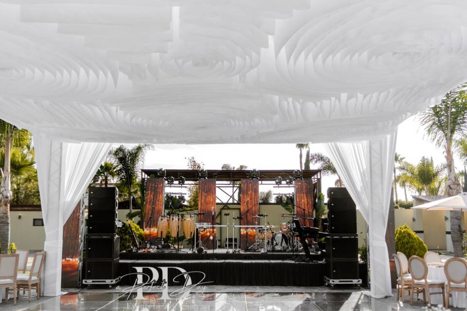 Wedding Planner Zoe Cuevas