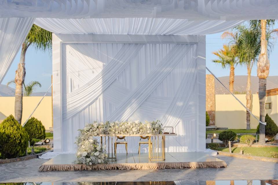 Wedding Planner Zoe Cuevas