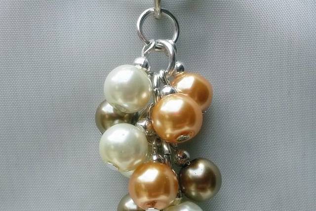 Llavero de corazón blanco