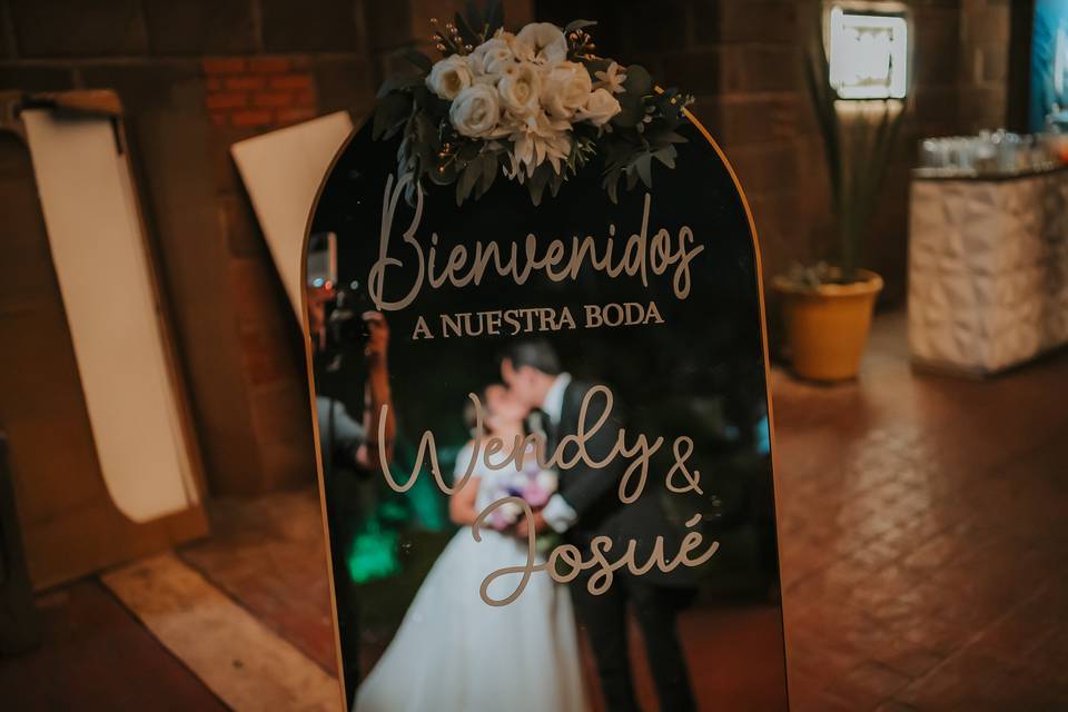 Boda W&J Espejo mágico