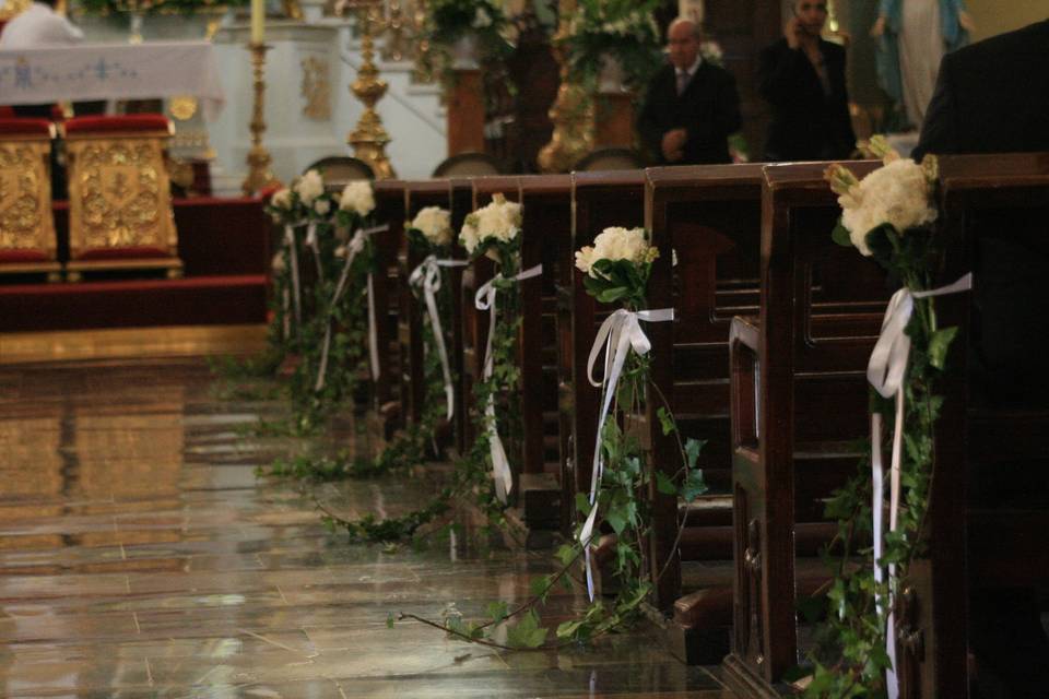 Bouquet con follaje escurrido