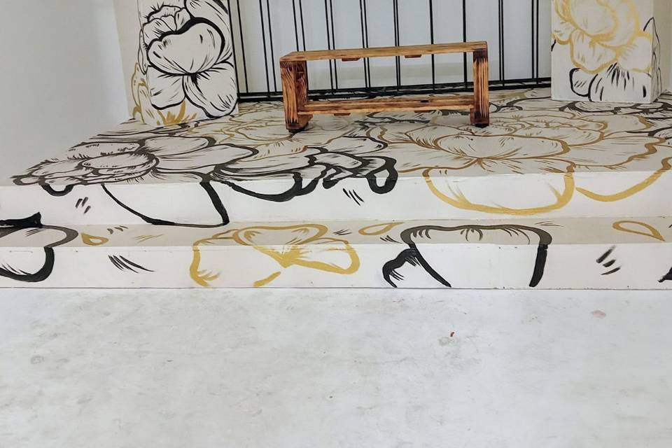 Estrado de novios con escalón
