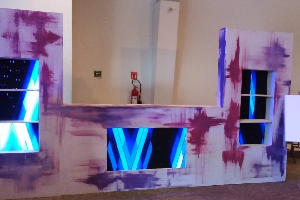 Barras conpantallasydiseñopint