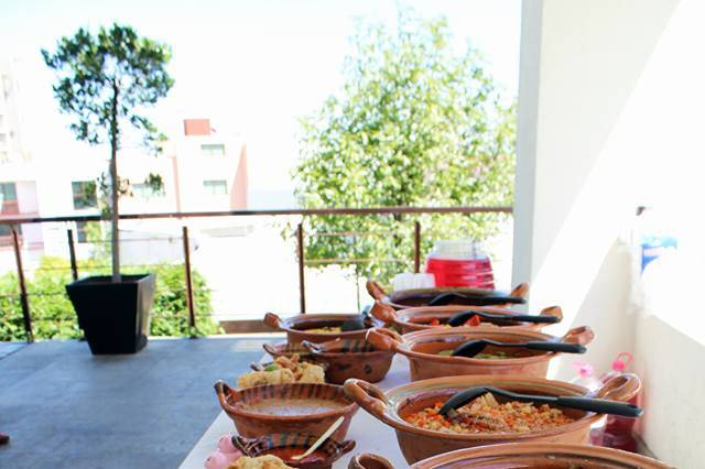 Cazuelas con comida
