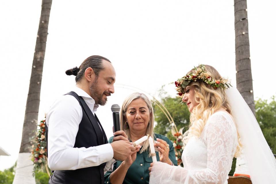 Boda Simbólica  Lulu Caballero