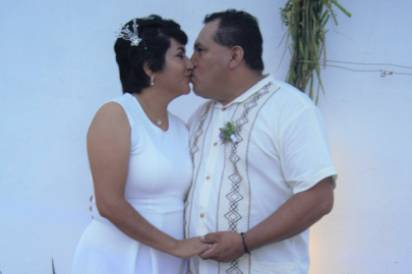 Beso de los novios